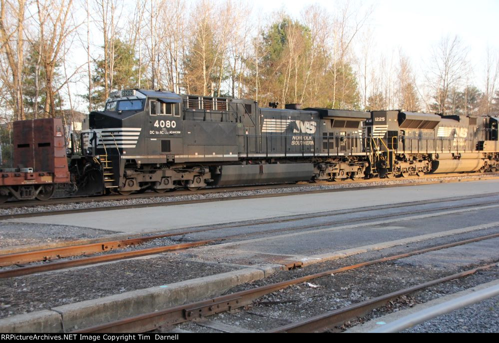 NS 4080 on 229